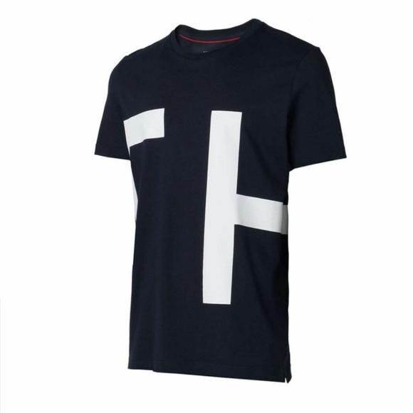 Tommy Hilfiger tshir - Picture 3 of 3
